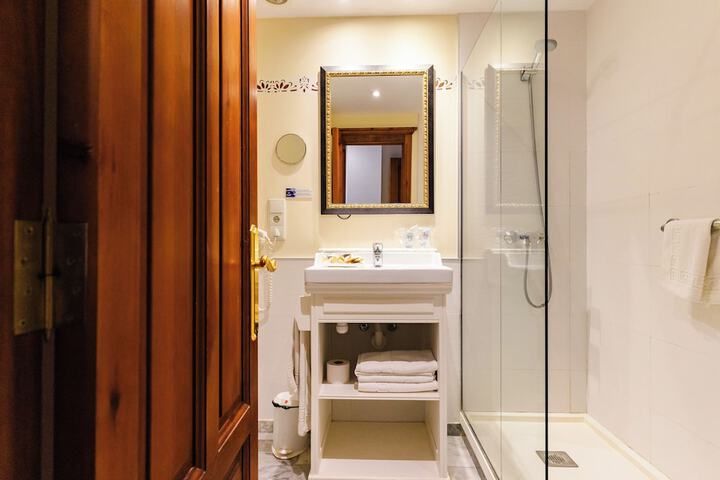 Bathroom Vanities