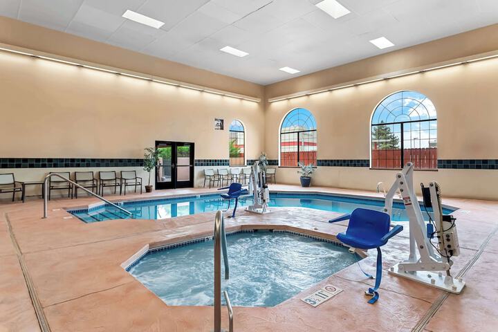 Pool 23 of 31