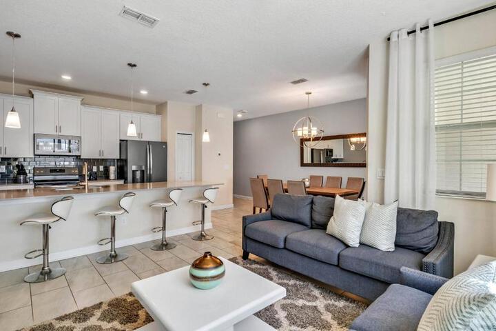 4 Bedrooms 3 Bathrooms Storey Lake 4969 WA in Kissimmee, FL