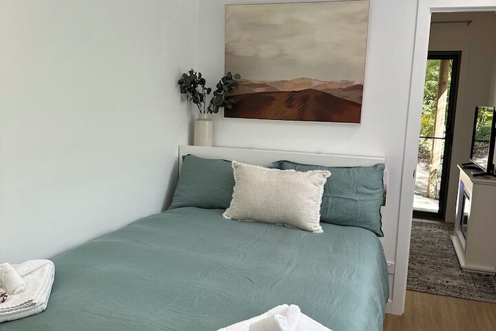 Room 3 of 51