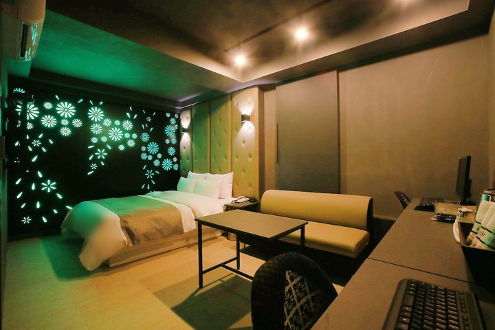Room 86 of 91