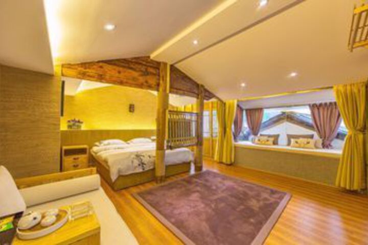 Room 33 of 55