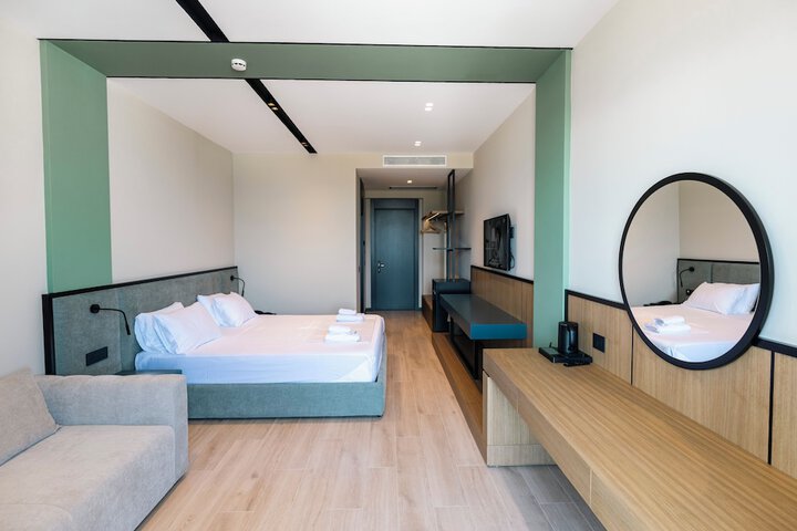 Room 29 of 62