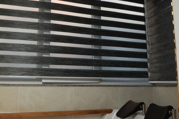 Room 12 of 20