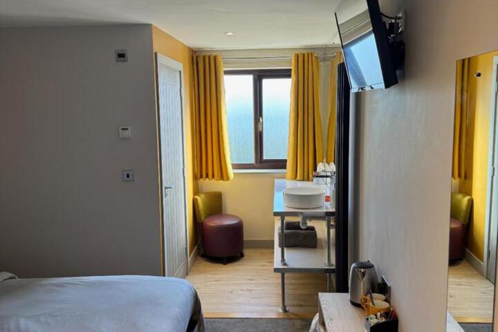 Amenities Pic