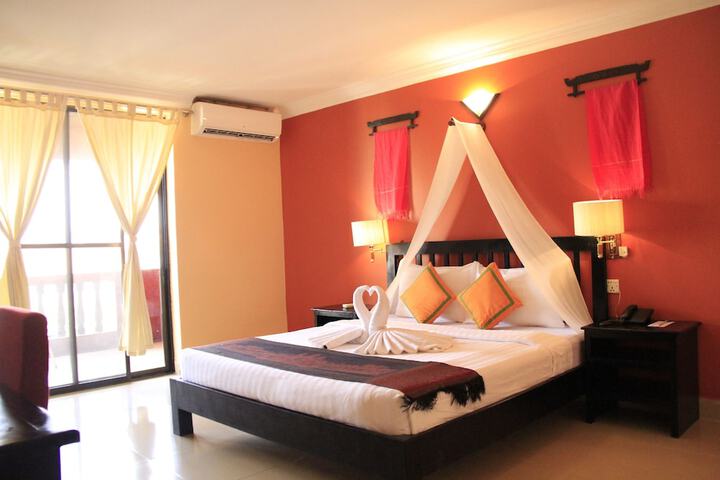 Room 20 of 97