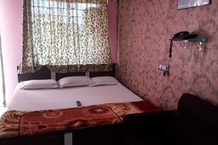 Room 2 of 9