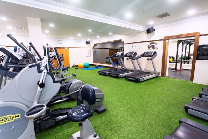 Hotel with Gym