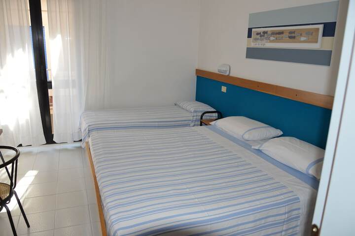 Room 17 of 68