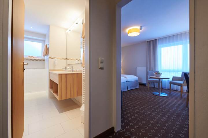 Room 18 of 35