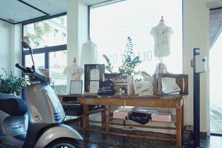 Gift shop