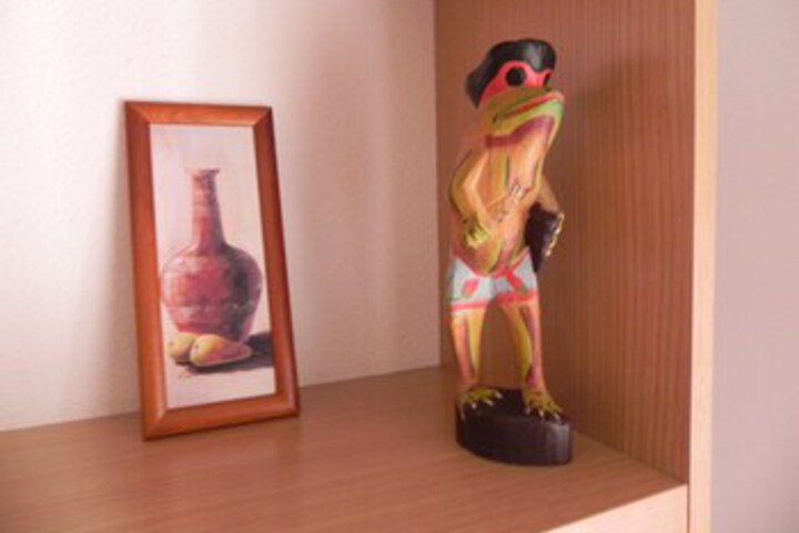 Room 5 of 17