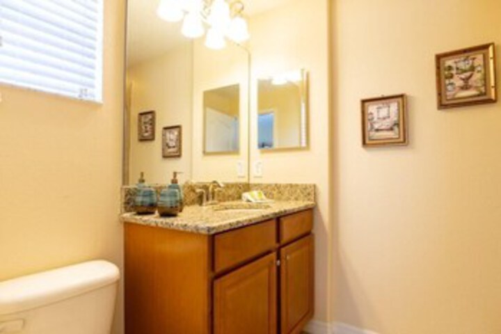 Room 3 of 53