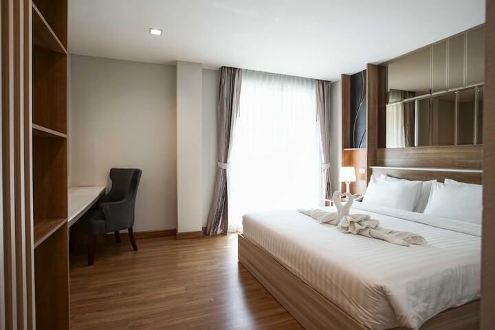 Room 15 of 87