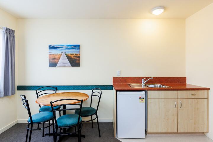 Room 10 of 54