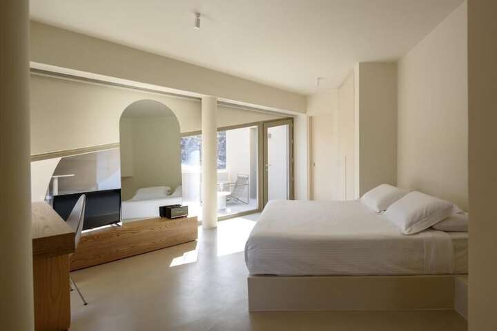Room 7 of 54