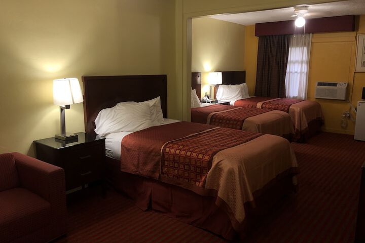 Room 5 of 30