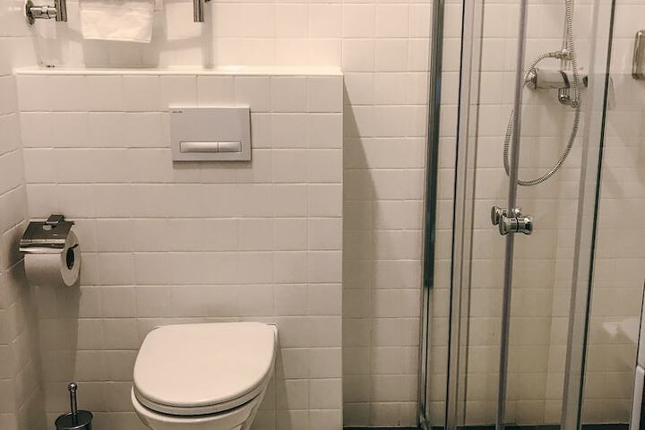 Room 14 of 31