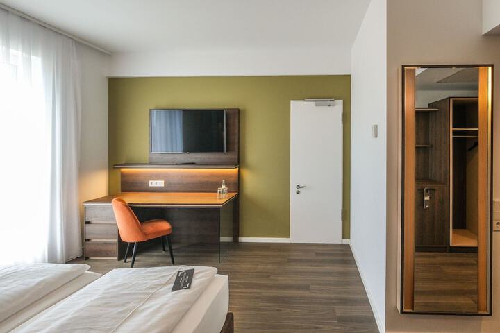 Room 41 of 88