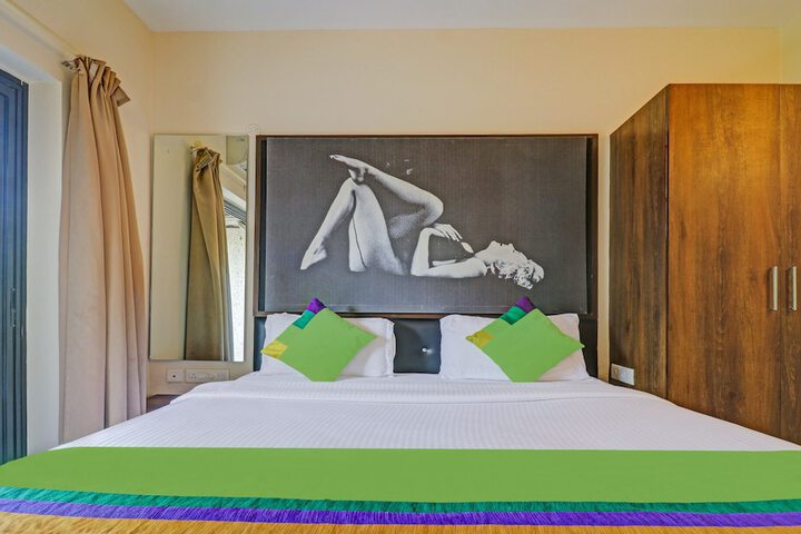 Room 41 of 80