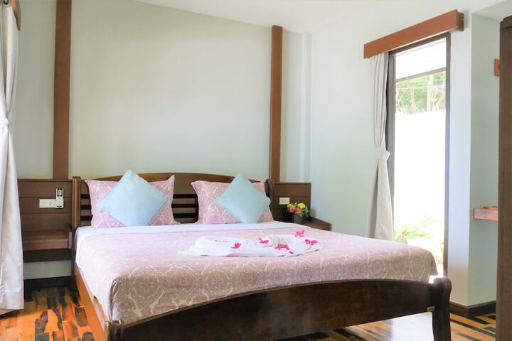 Room 3 of 22