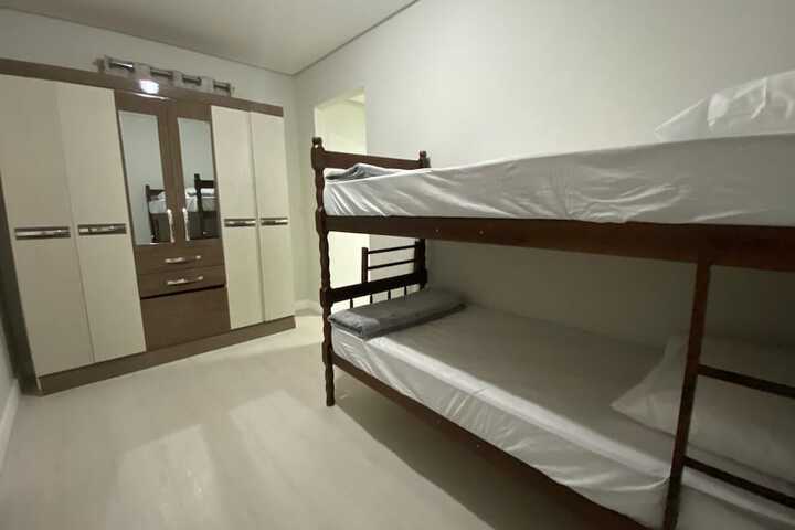 Room 11 of 18