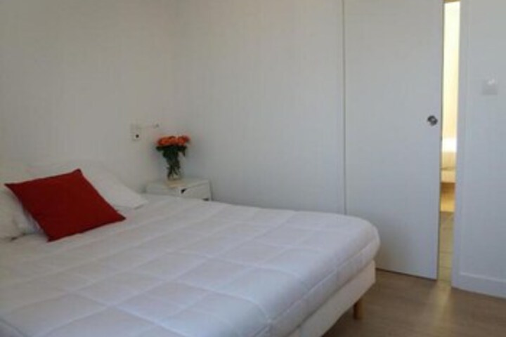 Room 39 of 40