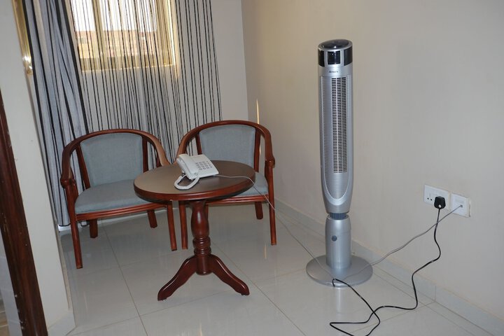 Room 15 of 29