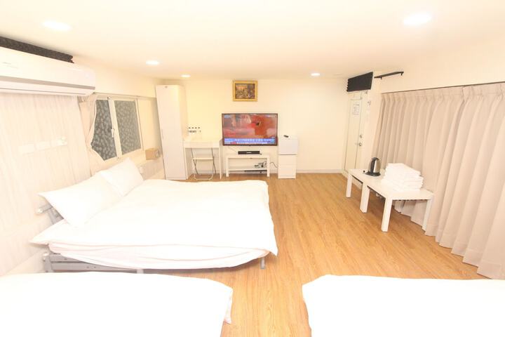 Room 57 of 246