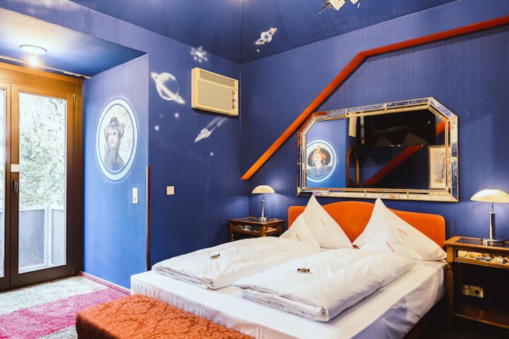 Room 20 of 46