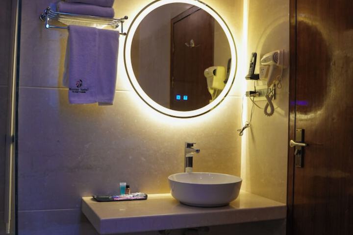 Room 32 of 58