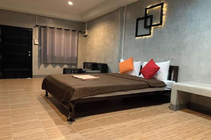 Room 15 of 95