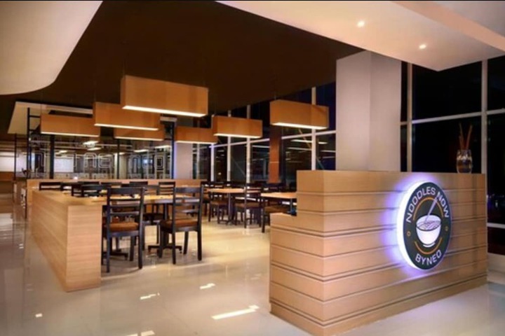 Dining Photos