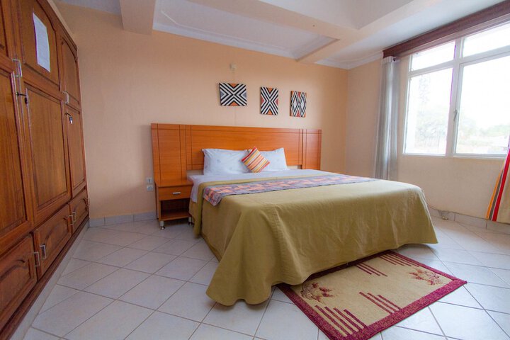 Room 6 of 29