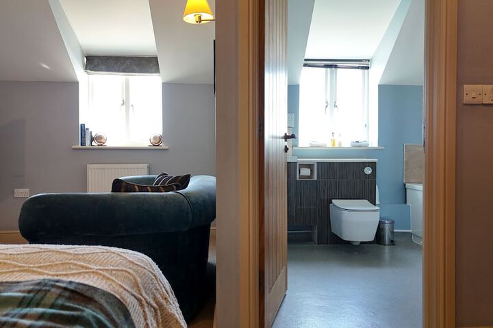 Room 10 of 51