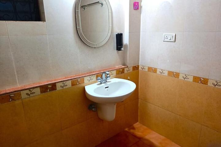 Room 12 of 49