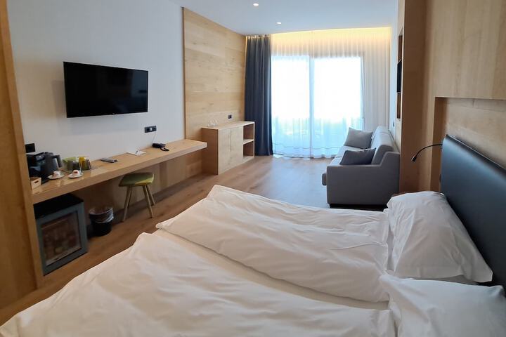 Room 29 of 127