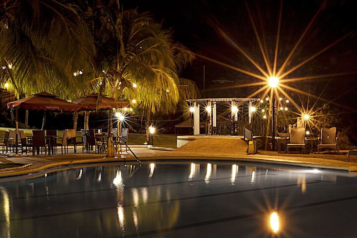 Hotel with Pool
