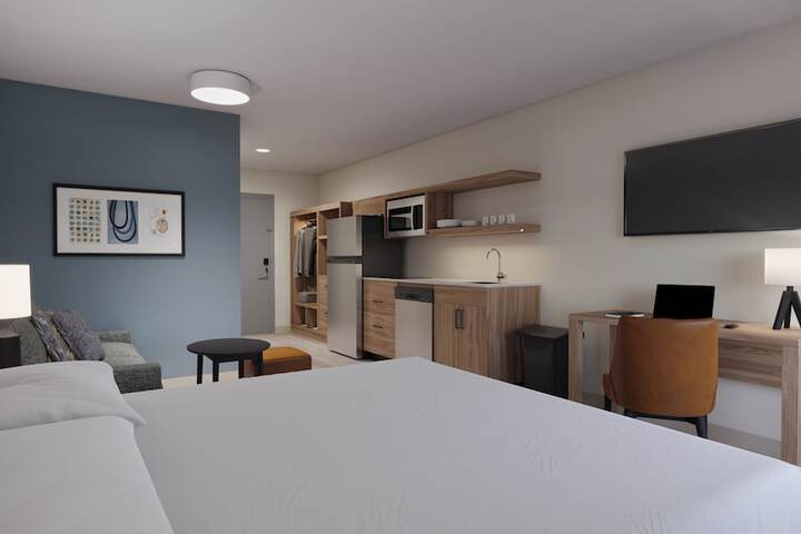 Room 4 of 14