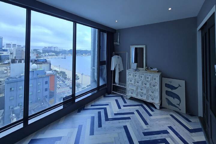 Room 148 of 184