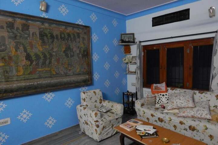 Room 5 of 19