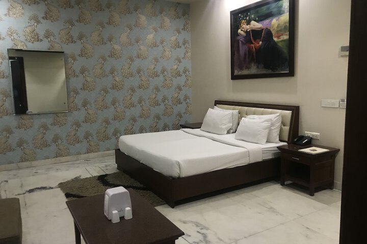 Room 57 of 288