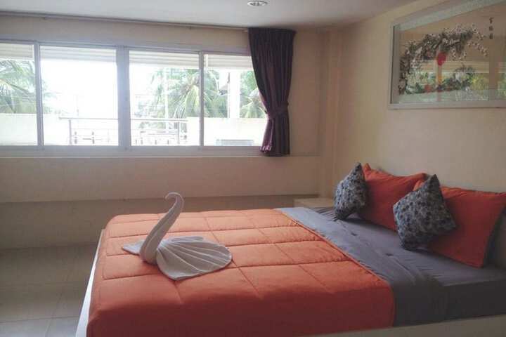 Room 70 of 114