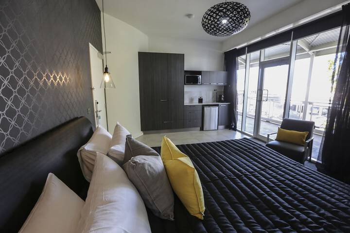 Room 16 of 71