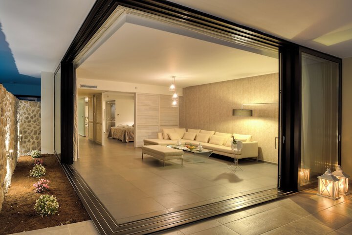 Room 26 of 118
