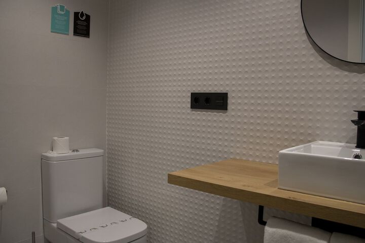Room 19 of 40