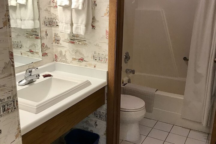 Room 35 of 67