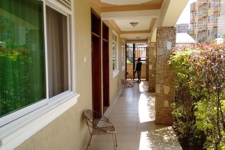 Hotel 33 of 35