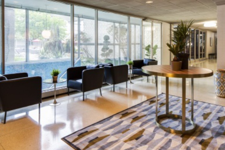 Hotel Interior 274 of 287