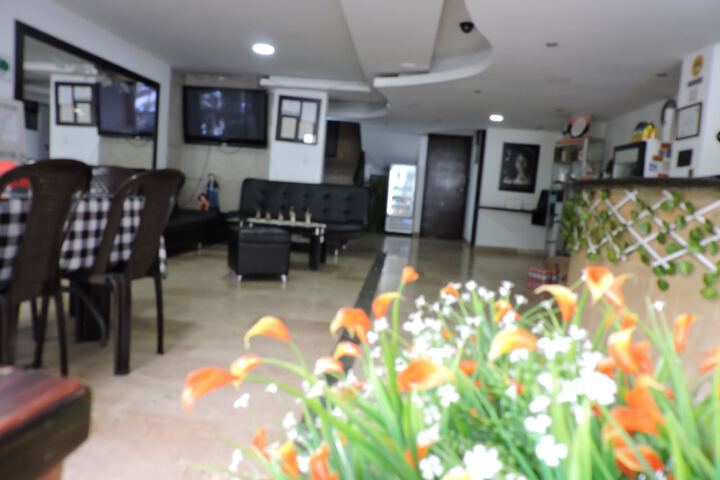 Hotel Interior 4 of 32